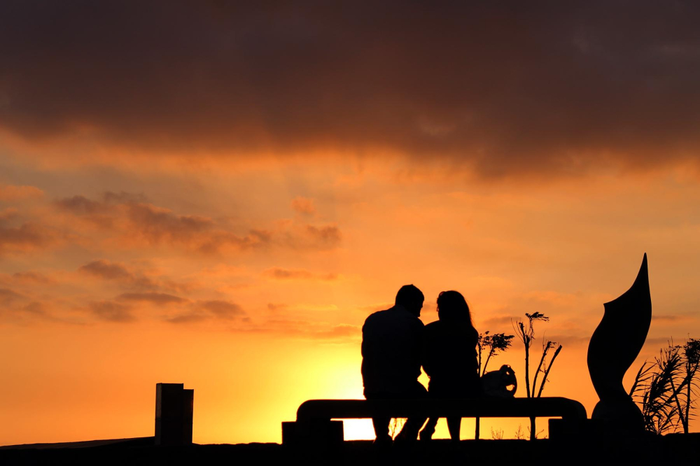 20 Romantic Anniversary Ideas for Parents